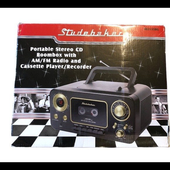 Studehaker SB2135BG Portable Stereo CD Boombox - Picture 6 of 6